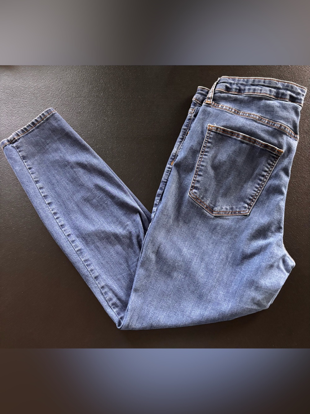 Universal Thread Women's Skinny Jeans - Mid Blue Wash